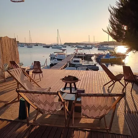 Casablanca Glamp Suit Bed and Breakfast Δεκελί